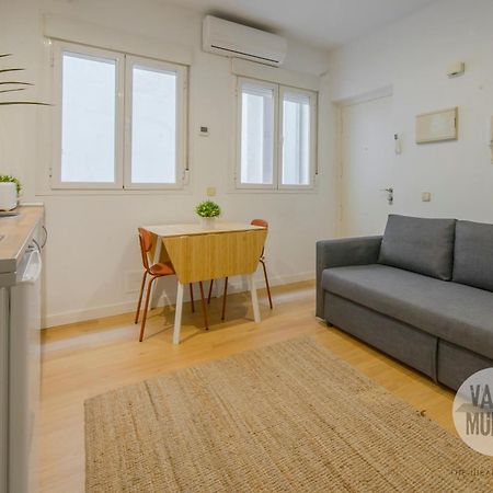 Escapada Para 3 En Sol, Conoce Concepcion Jeronima Madrid Exterior foto