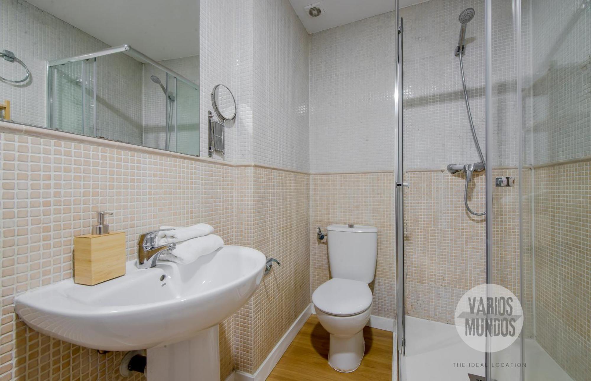 Escapada Para 3 En Sol, Conoce Concepcion Jeronima Madrid Exterior foto