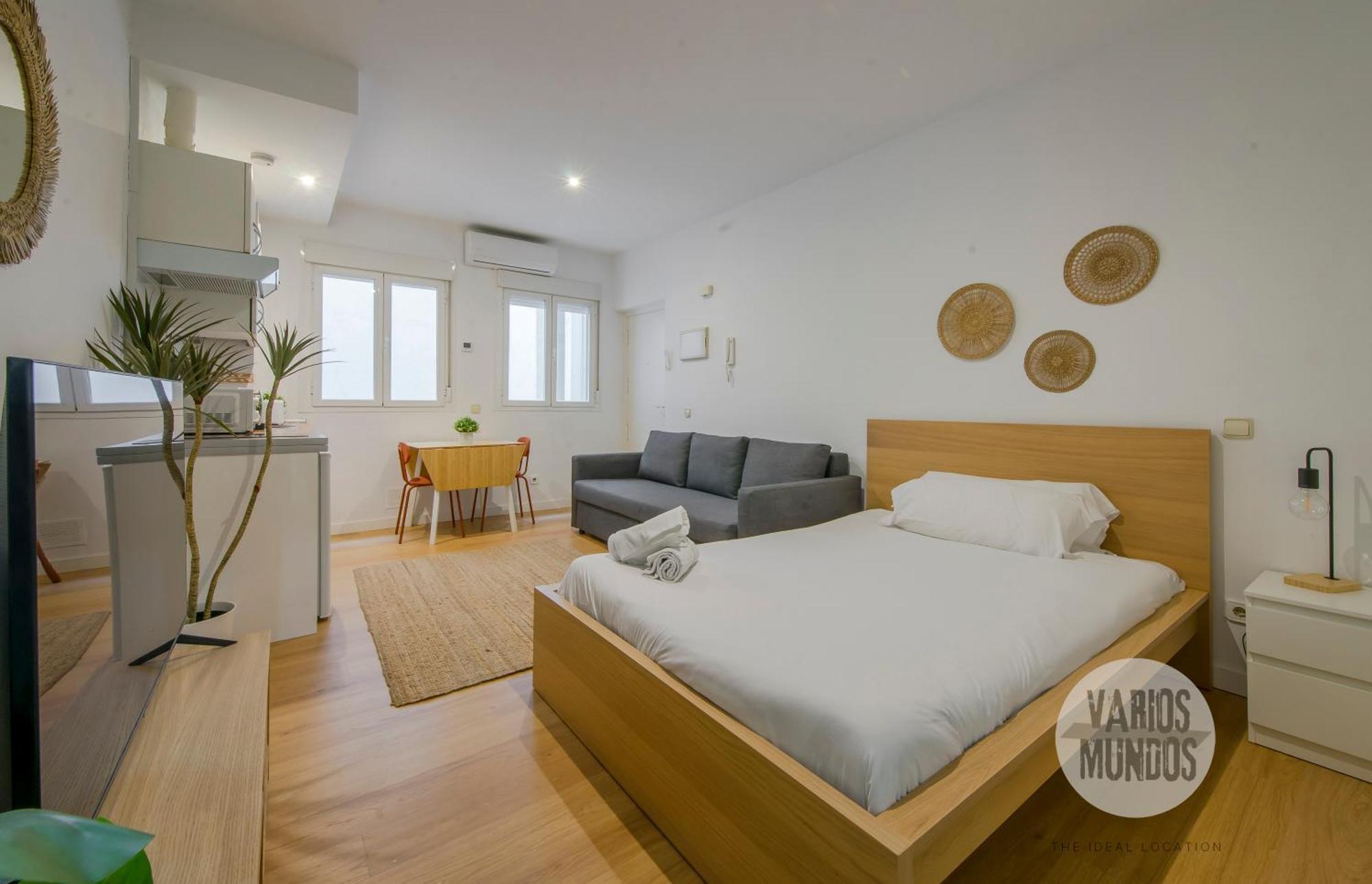 Escapada Para 3 En Sol, Conoce Concepcion Jeronima Madrid Exterior foto