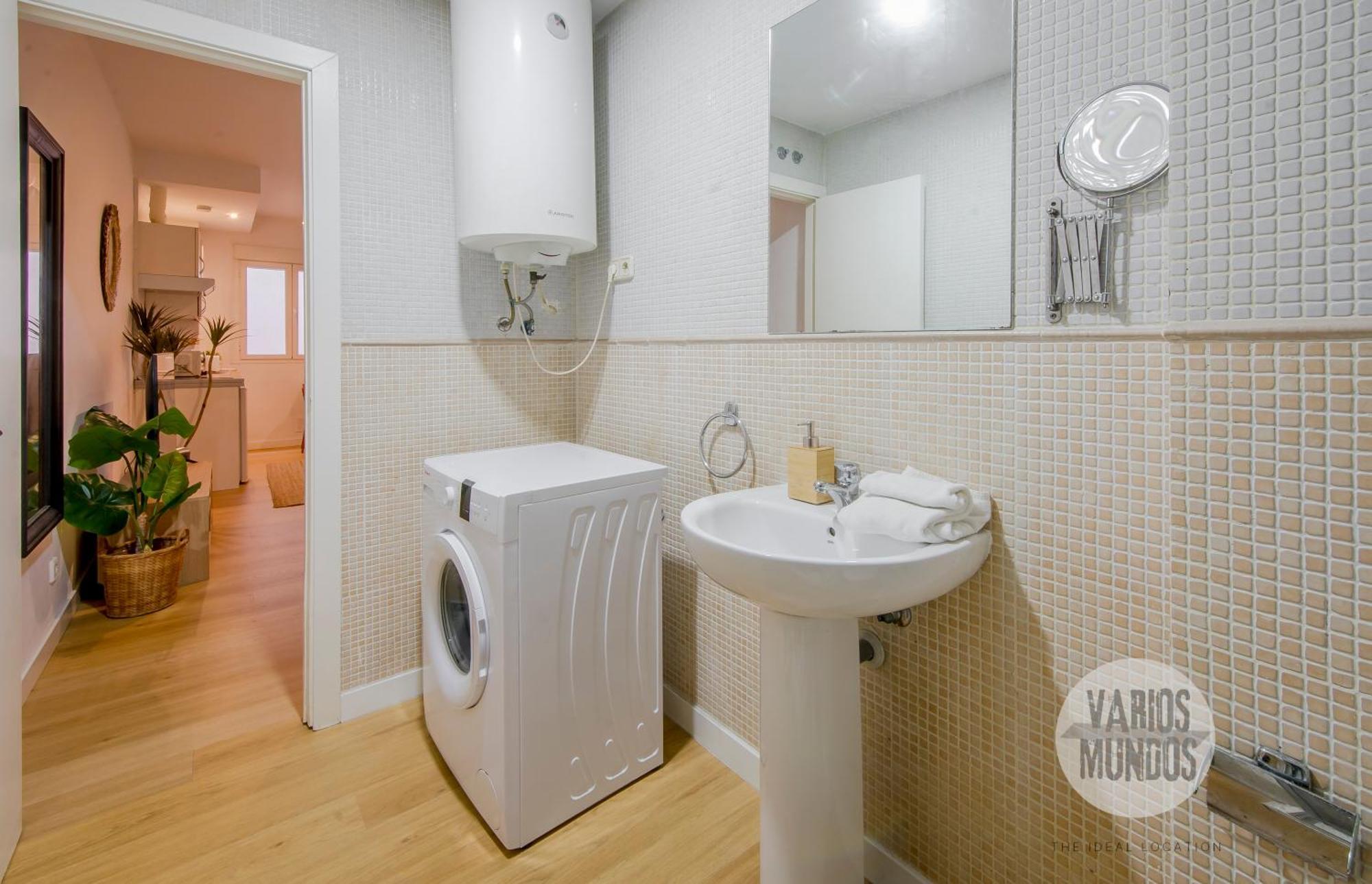 Escapada Para 3 En Sol, Conoce Concepcion Jeronima Madrid Exterior foto