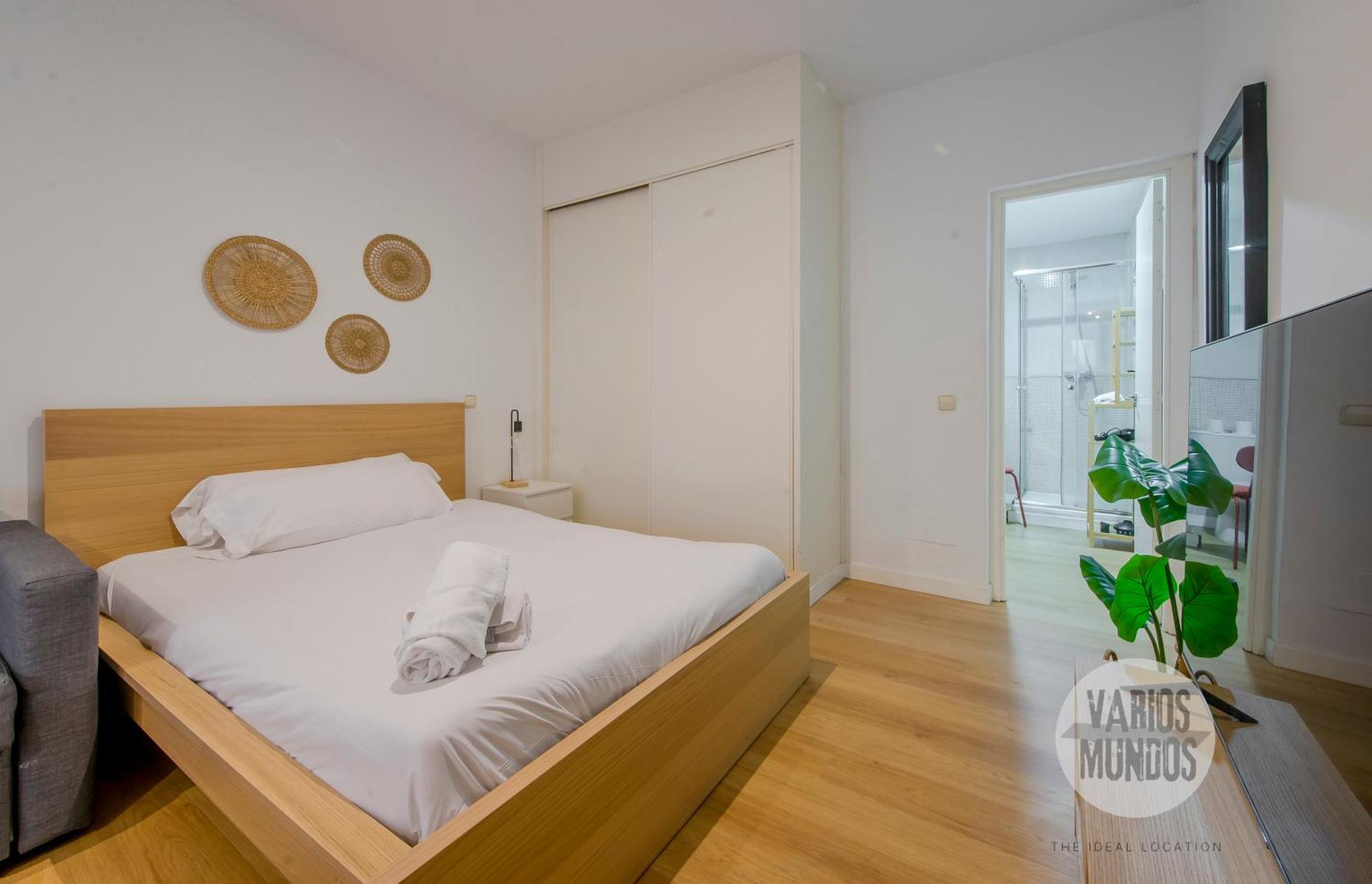 Escapada Para 3 En Sol, Conoce Concepcion Jeronima Madrid Exterior foto